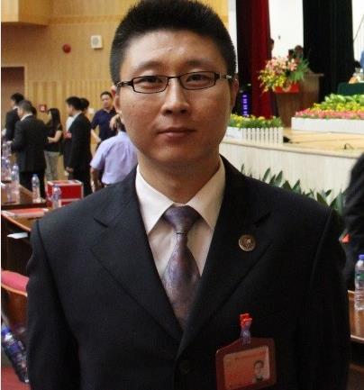 曹文瑞1.jpg