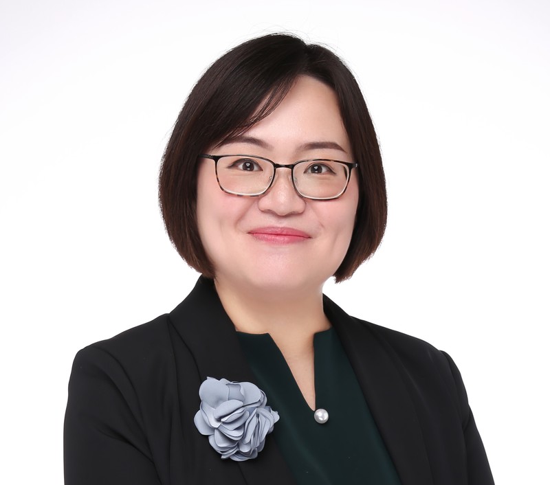 Prof Hu.jpg