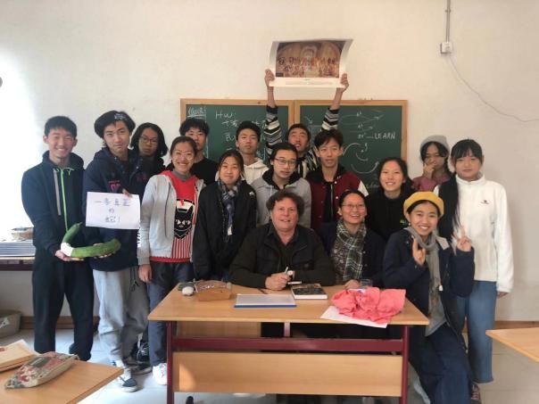 文史课老师.jpg 文史课老师.jpg