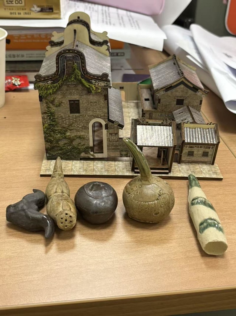 Unknown.jpeg Unknown.jpeg