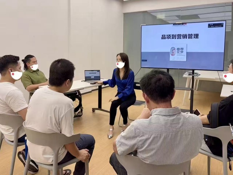 9c2ed6bbc3370640898398e4e241c6e7.jpg 9c2ed6bbc3370640898398e4e241c6e7.jpg