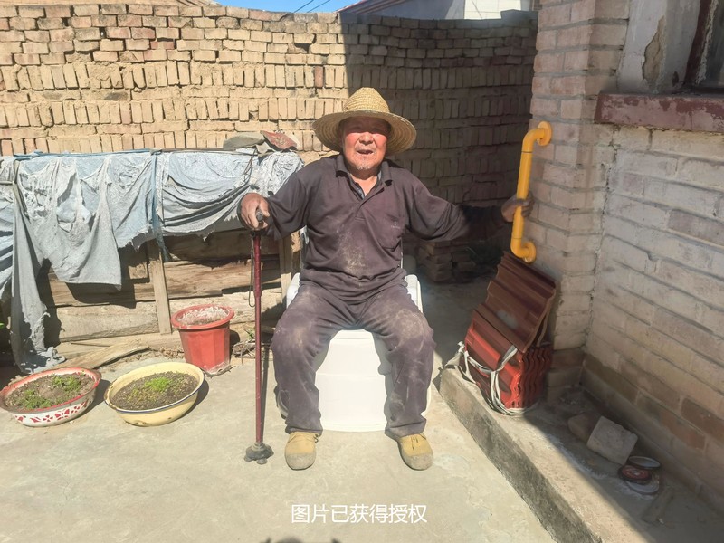 徐桂林.jpg