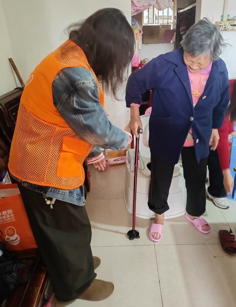 徐丽珍.jpg 徐丽珍.jpg