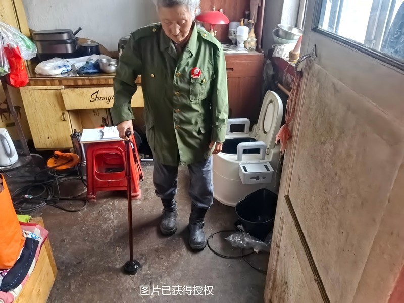 宋明莲已标注.jpg 宋明莲已标注.jpg