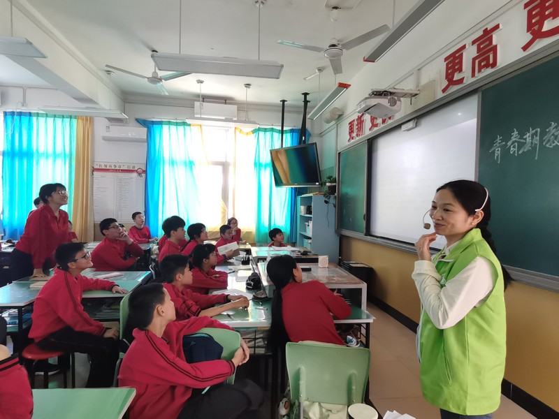小红帽课堂-入校授课（火炬学校）.jpg