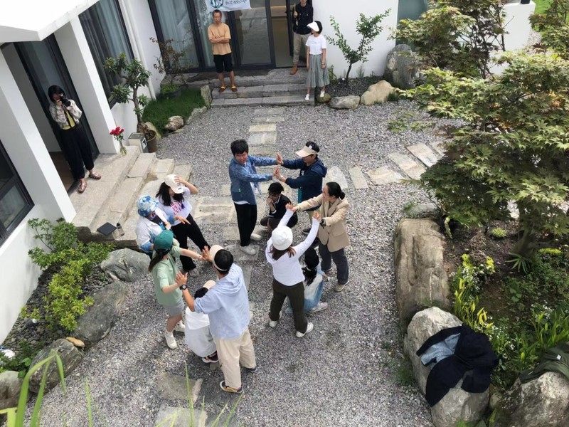 “Next Jane”-2nd-offline camp.jpg